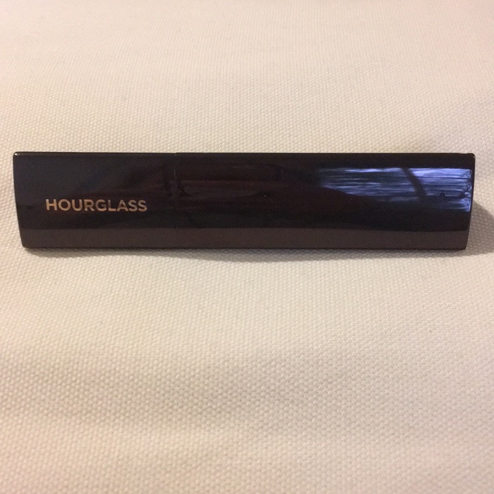 HOURGLASS Vanish Stick Foundation NEW Shade BLANC!